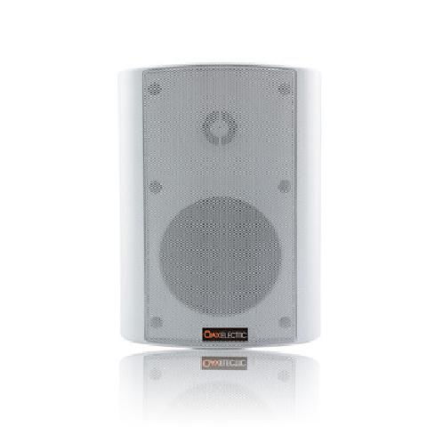 IT168英乐之选 骑士壁挂音箱QAX2000 B14，构筑优雅室内影音世界的白色化语空间